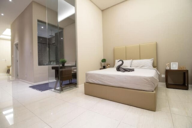 ドーセット ハータマス スカイプール & チル