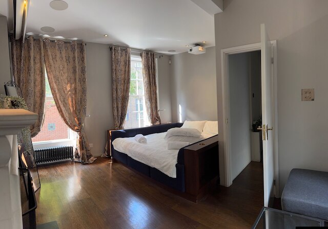 コベント ガーデン ハウス, 4 ベッド, スリープス 10