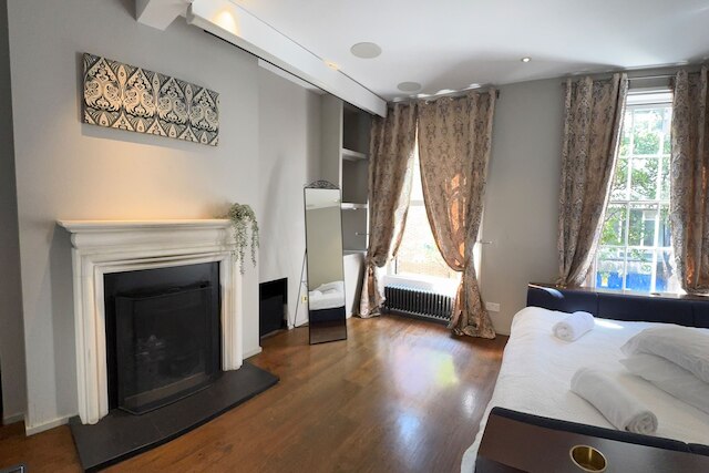 コベント ガーデン ハウス, 4 ベッド, スリープス 10