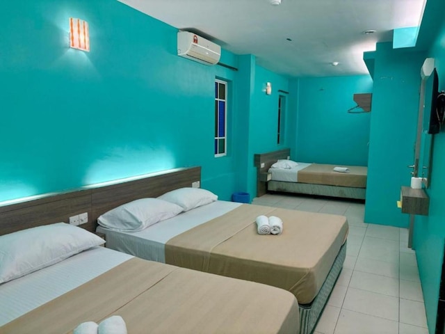 キッシュ ホテル