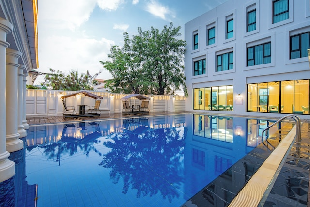 シンミリン ブティック