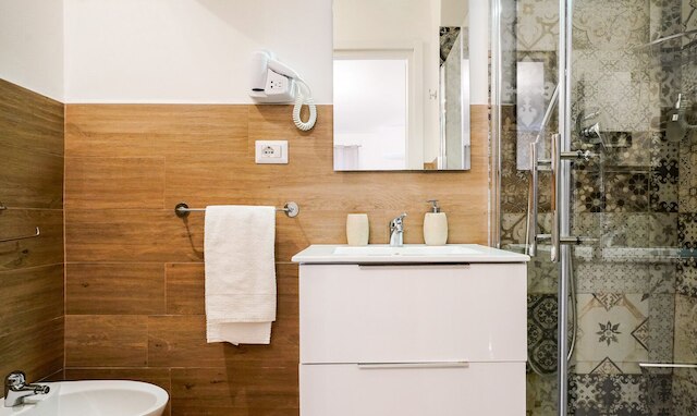 バリルームズ - スパラノ スイーツ