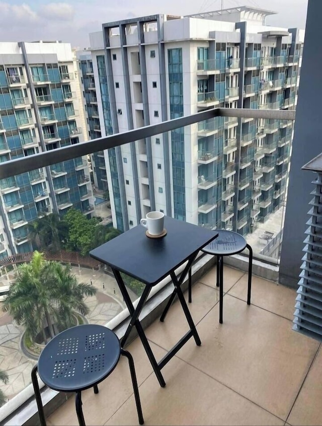 ワン パーム ツリー ヴィラズ ニア NAIA 3