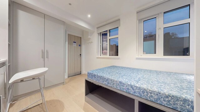 スチューデント オンリー パディントン シティ ビュー