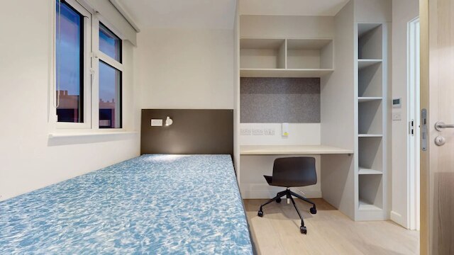 スチューデント オンリー パディントン シティ ビュー