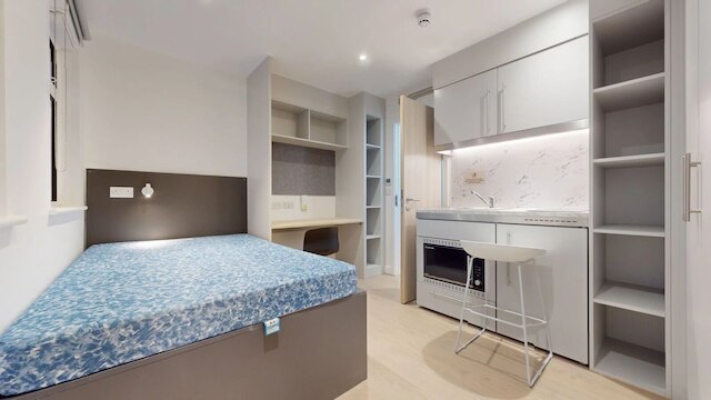 スチューデント オンリー パディントン シティ ビュー