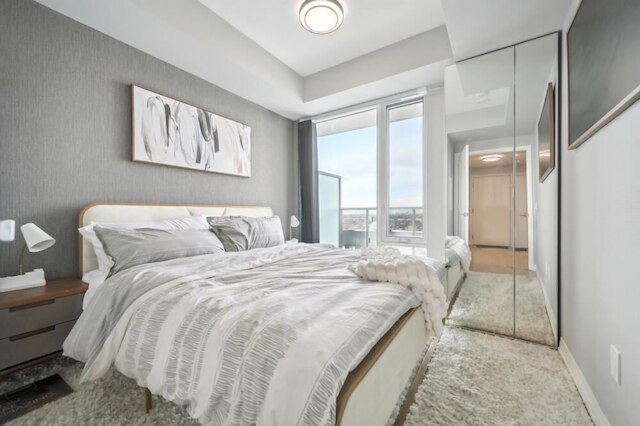 アップスケール コンド イン ダウンタウン トロント