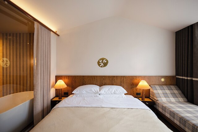 ホテル ホームタウン チェンマイ