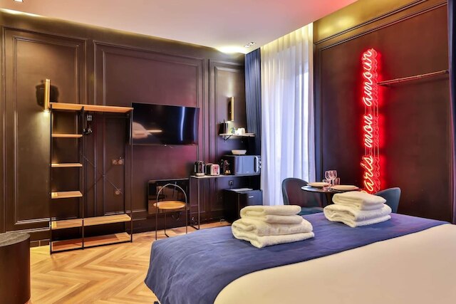 ワンダフル スイート ウィズ エアコン ル マレ ボーボーグ