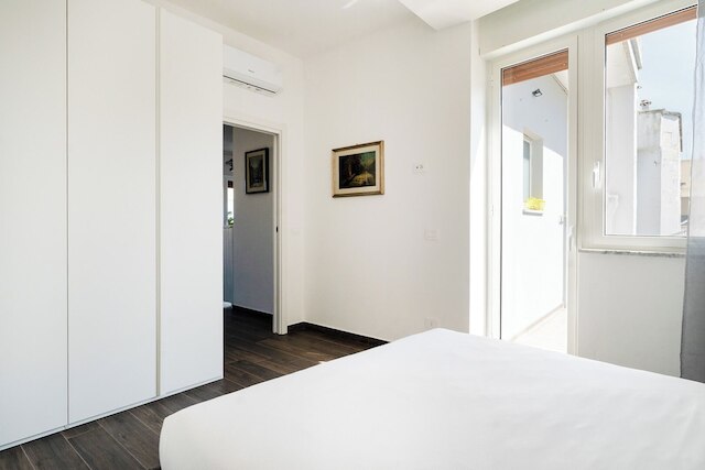 ペントハウス ウィズ テラス バイ ワンダフル イタリー