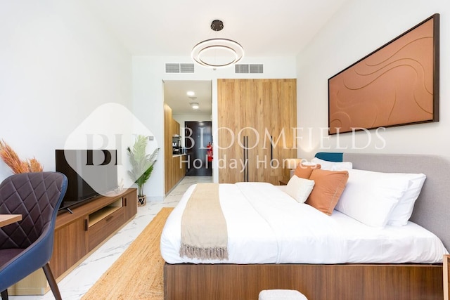 ブルームフィールズ ファビュラス スタジオ イン アル マリヤ