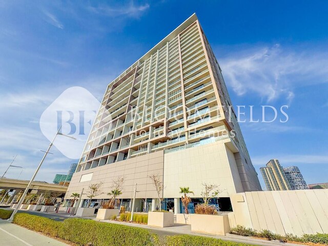 ブルームフィールズ ファビュラス スタジオ イン アル マリヤ