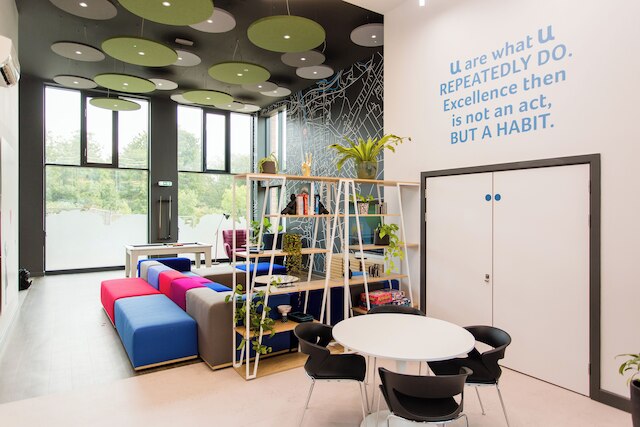 スチューデント オンリー リバーサイド マンチェスター