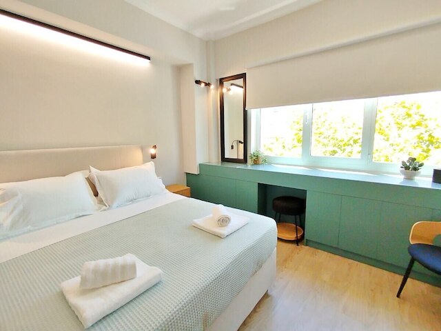 ツァコネ アパート ニア モナスティラキ サイツ ショップス