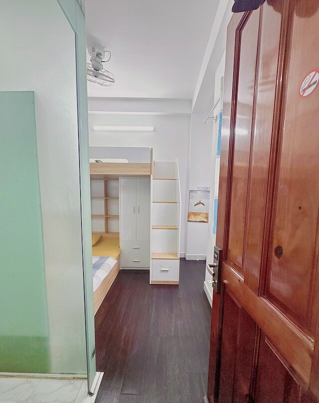 ザ ヒドゥン ホグワーツ - ニアリー ブイ ビエン