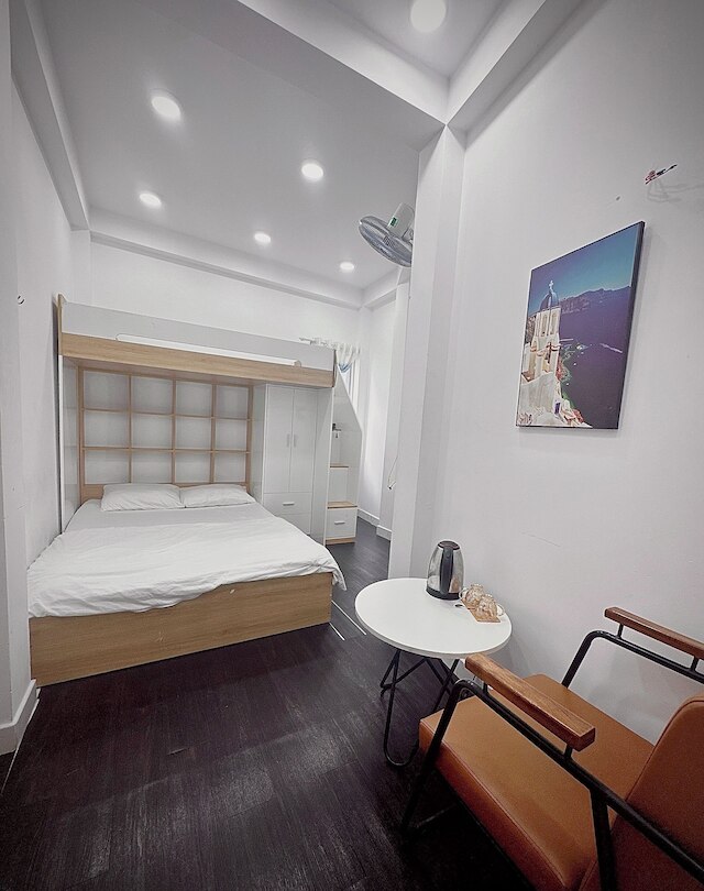 ザ ヒドゥン ホグワーツ - ニアリー ブイ ビエン