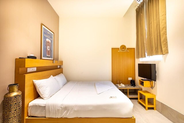 ザ クォーターズ ビジネス ホテル