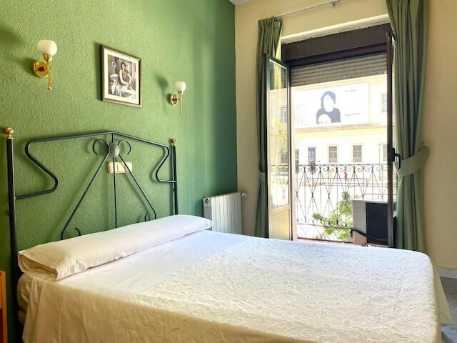 ホスタル フェルナンデス アトーチャ