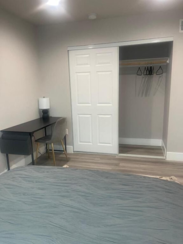 モダン LA ステイ – プライベートルーム & バスルーム