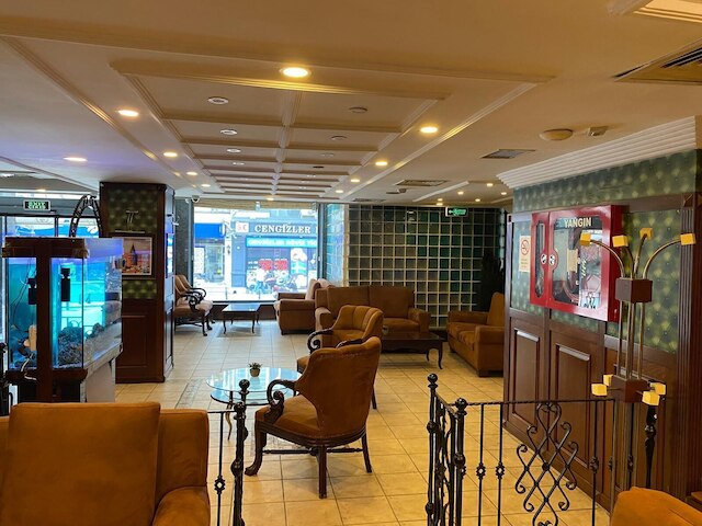 ホテル ビュユク レベント