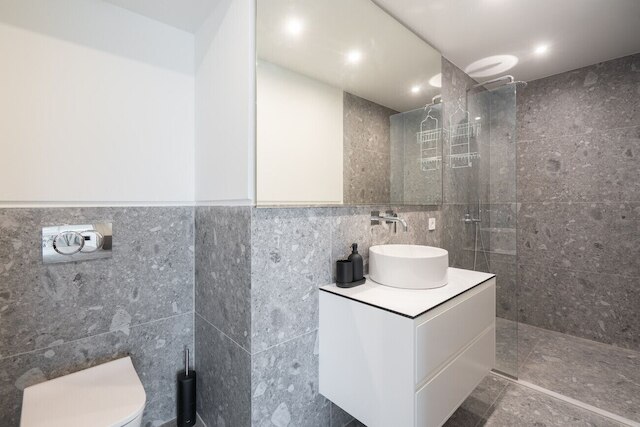 LIV アティナム 1 - ラグジュアリー アパートメント 3B