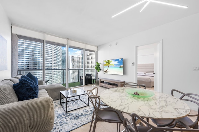 ペントハウス アイコン W ホテル ウォータービューズ バルコニー ブリッケル