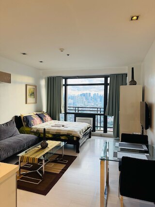 マカティ シティ ポブラシオン