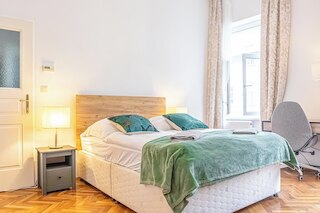 3 ベッドルーム アパートメント 15 ミニッツ トゥ ランドシュトラーセ ハブ