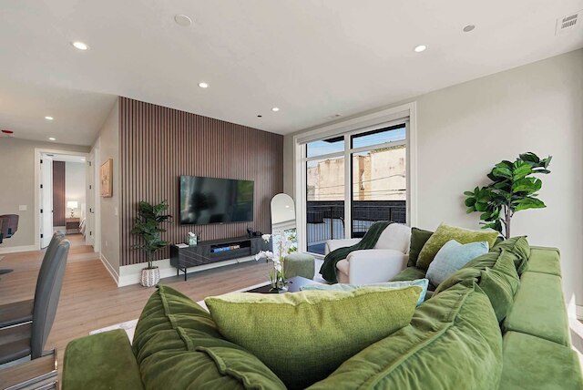 モダン 2ベッドルーム2バスルーム コンドミニアム フリー パーキング アンド バルコニー