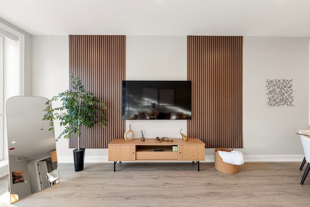 ブランド ニュー ビルディング イン ザ メディカル ディストリクト