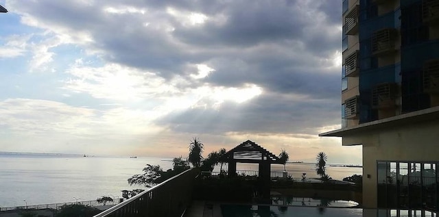 グランド リビエラ コンドテル ニア セント ルークス メディカル センター