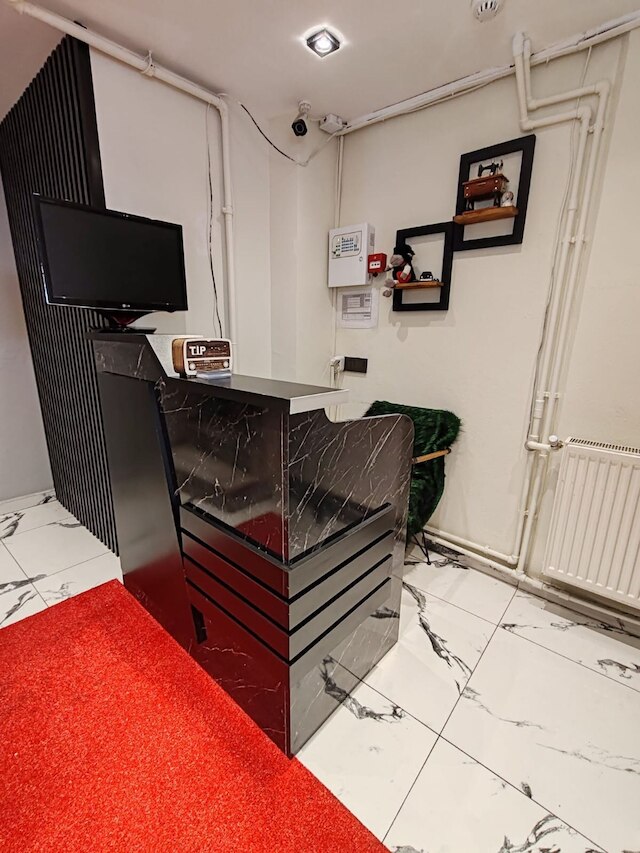 イディルズ アパートメンツ ホテル