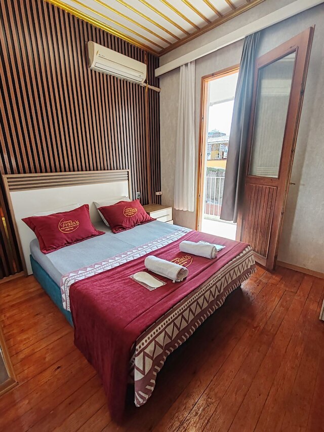 イディルズ アパートメンツ ホテル