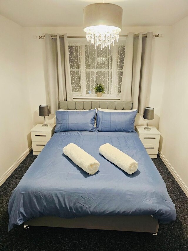 スタイリッシュ 3 ベッド ホーム パーキング シティ センター