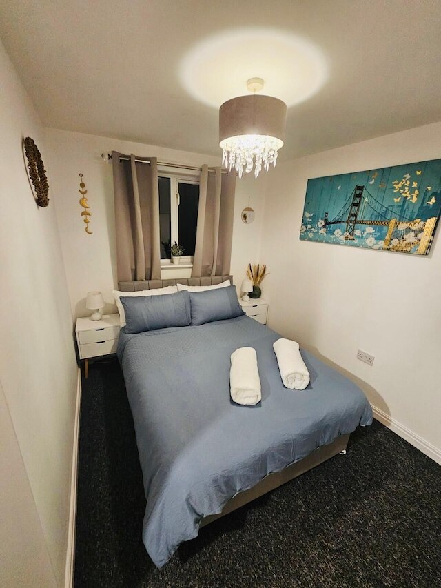 スタイリッシュ 3 ベッド ホーム パーキング シティ センター