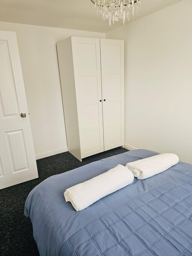 スタイリッシュ 3 ベッド ホーム パーキング シティ センター