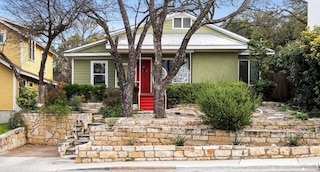 コンテント カサ ニア バーズ ダウンタウン サウナ ホットタブ