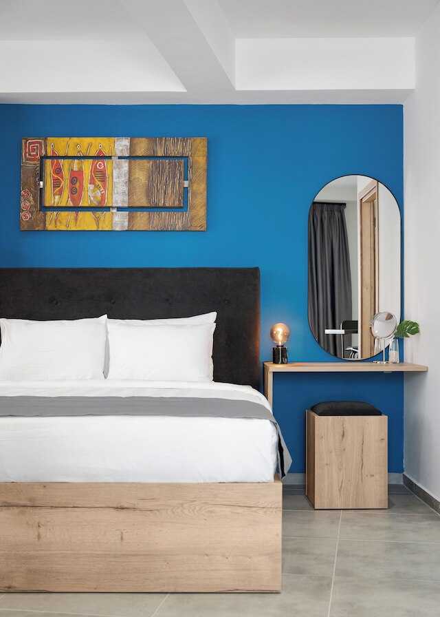 モナスティラキ アーバン ビスタ