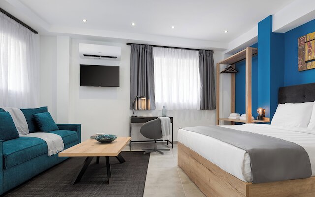 モナスティラキ アーバン ビスタ