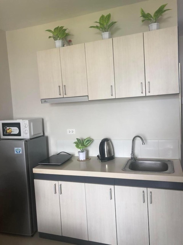 スタジオ ウィズ バルコニー アット セーキュング 956