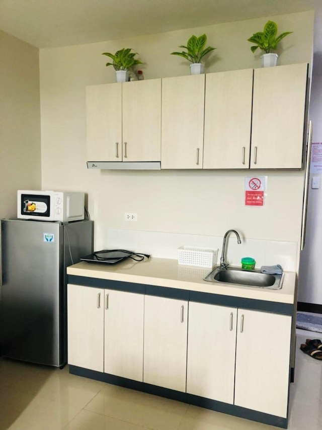 スタジオ ウィズ バルコニー アット セーキュング 956