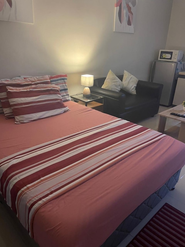 スタジオ ウィズ バルコニー アット セーキュング 956