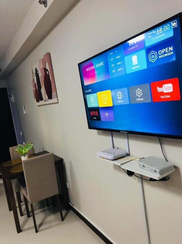 スタジオ ウィズ バルコニー アット セーキュング 956