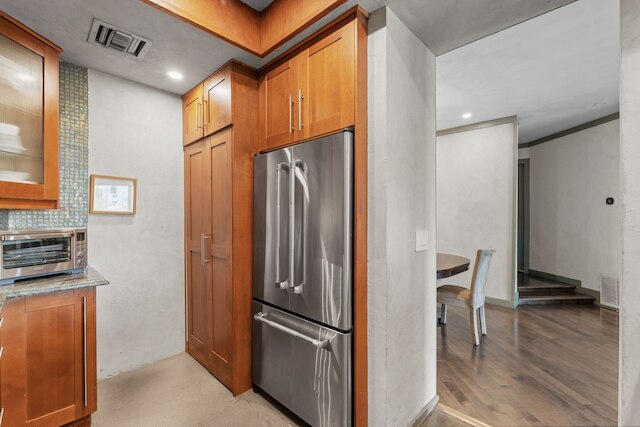 スタイリッシュ ウェストウッド コンド