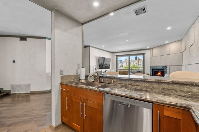 スタイリッシュ ウェストウッド コンド