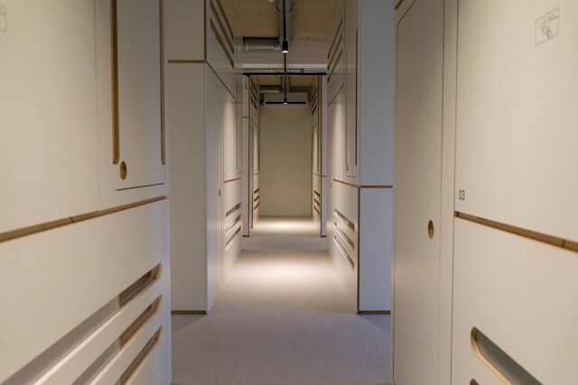 スーム ザルツブルク I カプセル ホテル