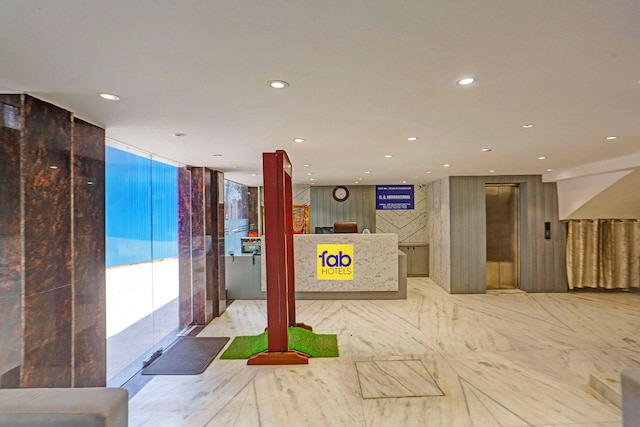 ファブホテル CG インターナショナル