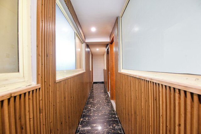 ファブホテル ハリ ナガル アシュラム