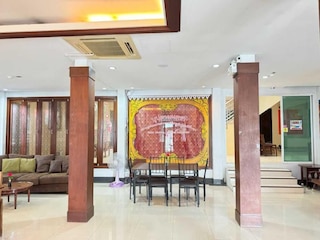 ダンセンター ブパモントラ チェンマイ