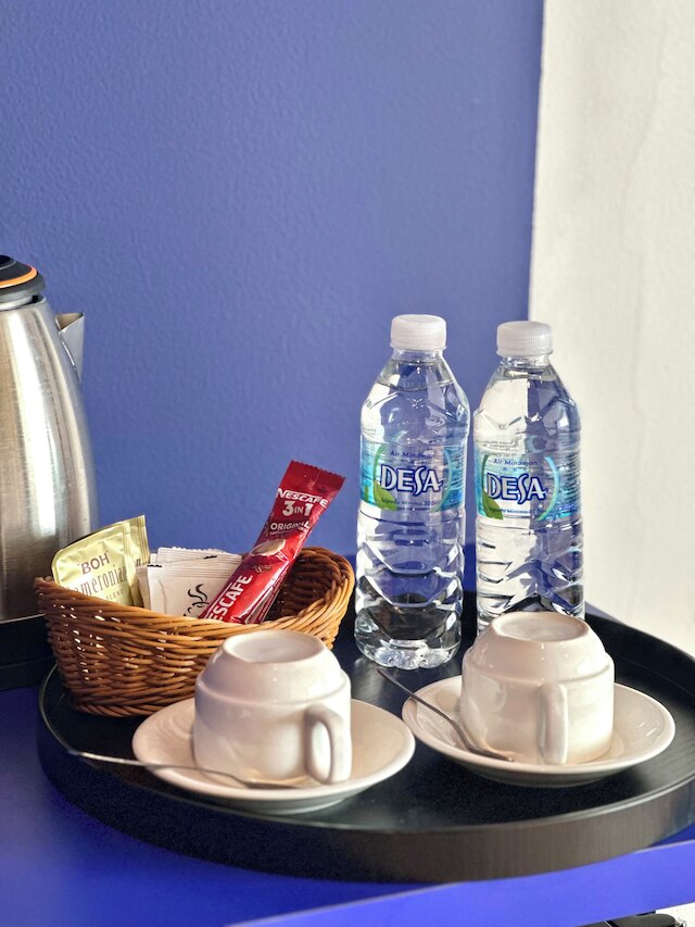 ウキヨ ホテル by manatidur